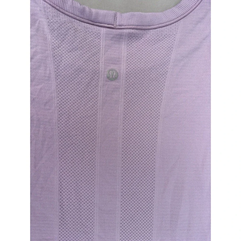 Lululemon Top Women's Coral Fitness Run Swiftly Vent Shirt Gym Yoga